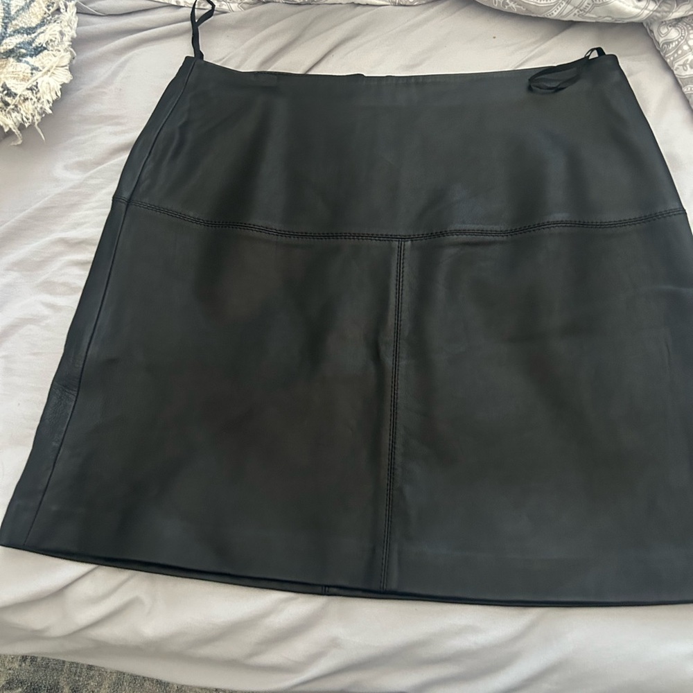 TED BAKER  Black Leather Skirt